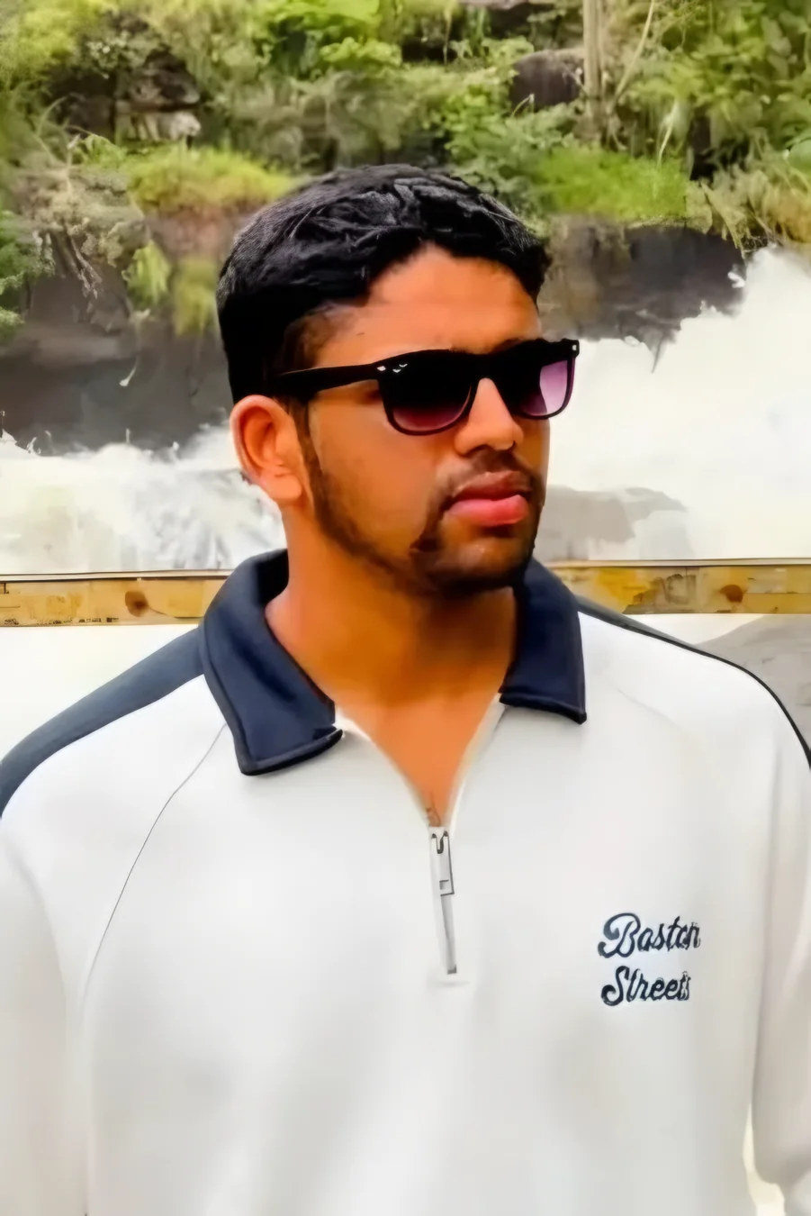 Envoy: Srinikesh M.